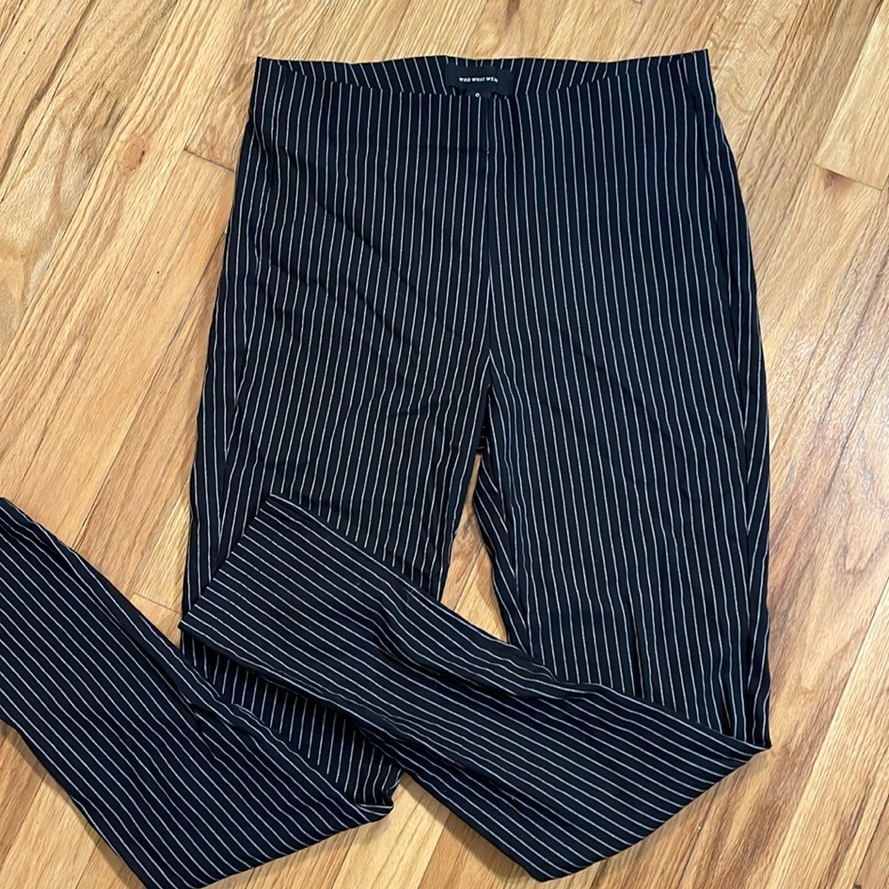 Skinny & Stretchy Slacks with Pinstripes - Size 8